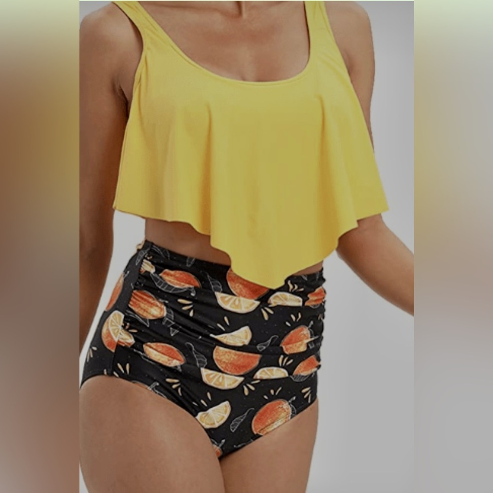MONOKINI swimsuit with adjustable shoulder straps